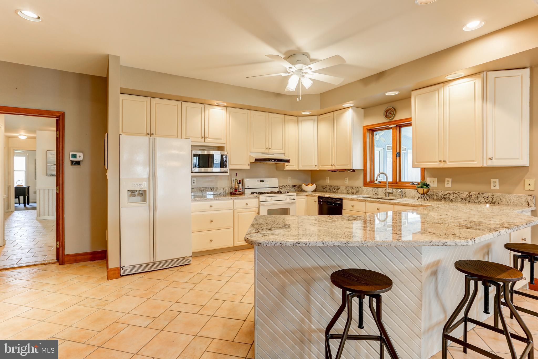 316 Sample Bridge Road Mechanicsburg, PA 17050 - Photo 29 of 102 Kitchen With Gas Stovetop