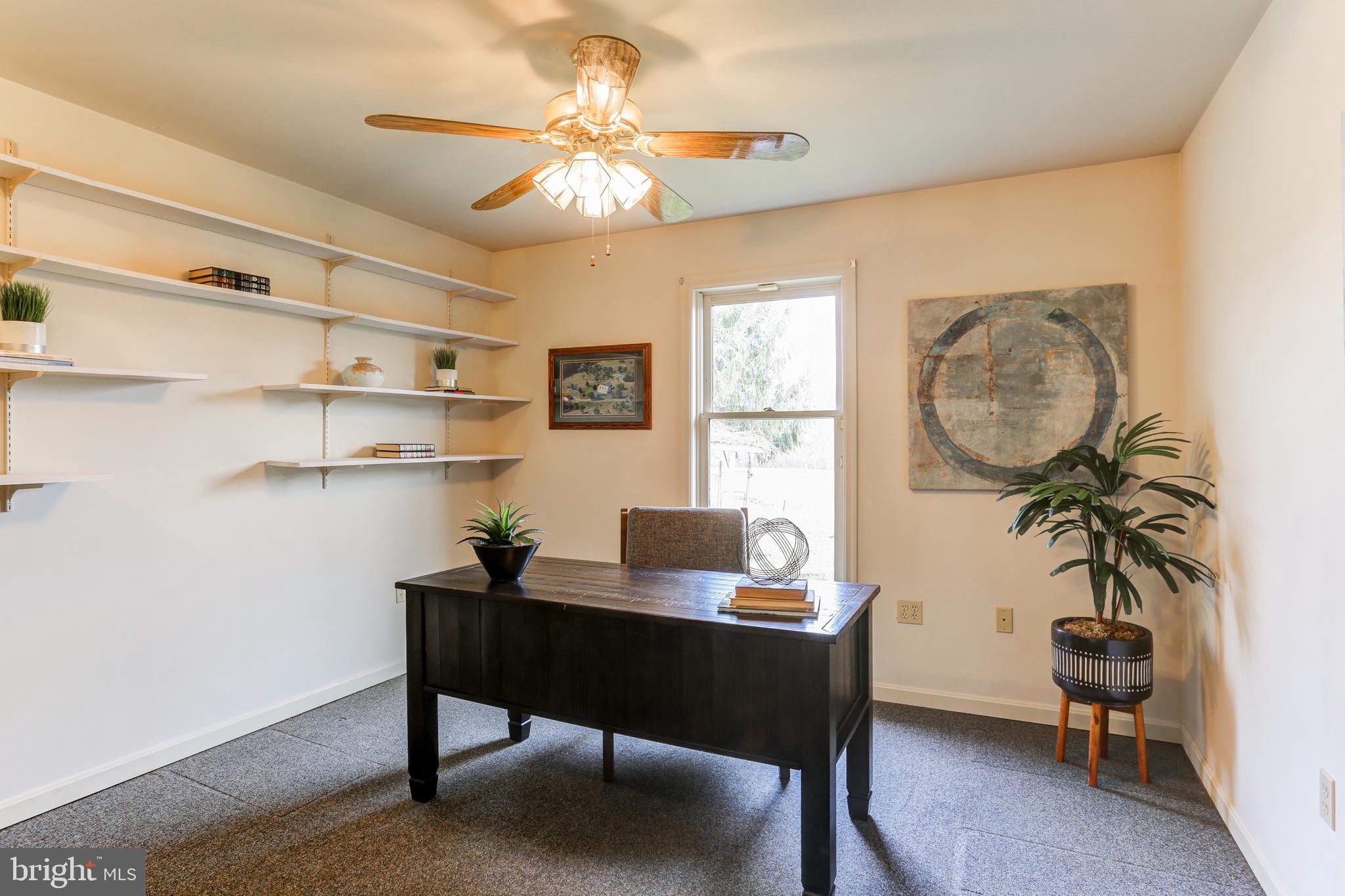 316 Sample Bridge Road Mechanicsburg, PA 17050 - Photo 52 of 102 Office