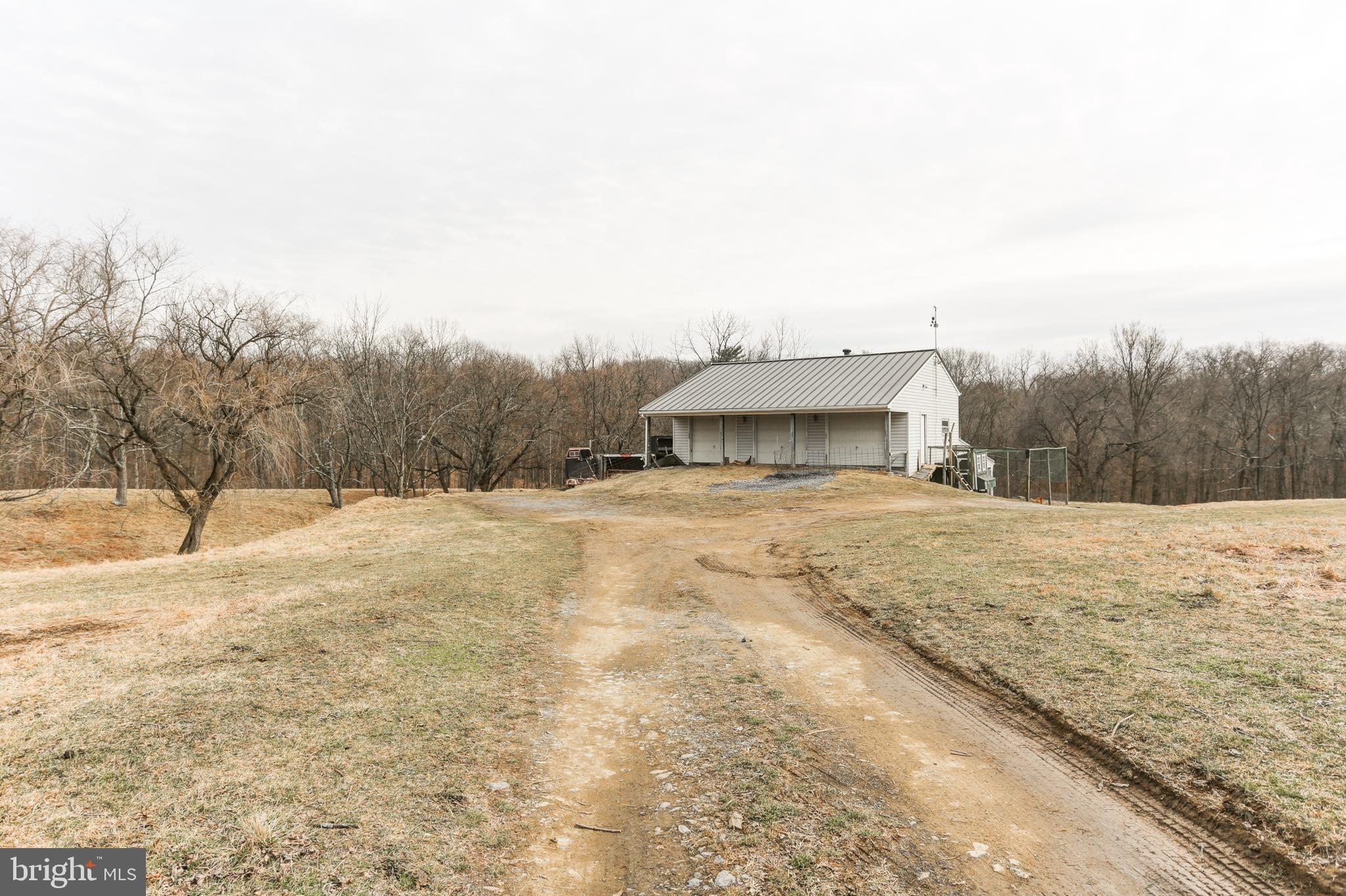316 Sample Bridge Road Mechanicsburg, PA 17050 - Photo 80 of 102 Barn