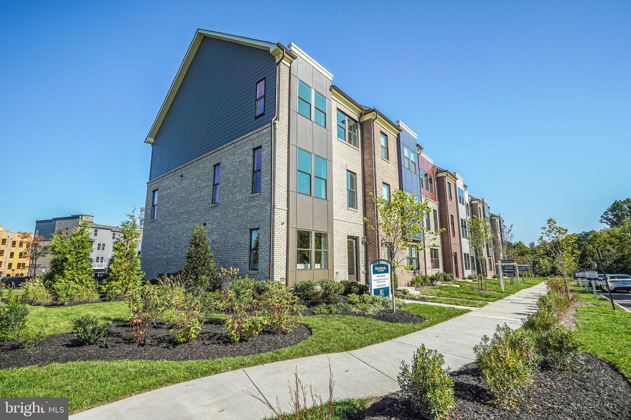 14176 Gypsum Loop Chantilly, VA 20151 - Photo 45 of 63