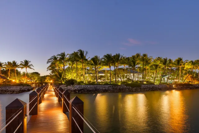 $42,000,000 | 88041 Old Highway, Islamorada, FL 33036
