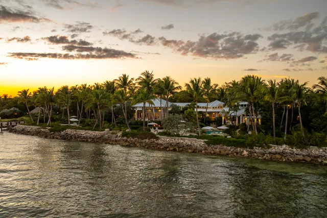 $42,000,000 | 88041 Old Highway, Islamorada, FL 33036