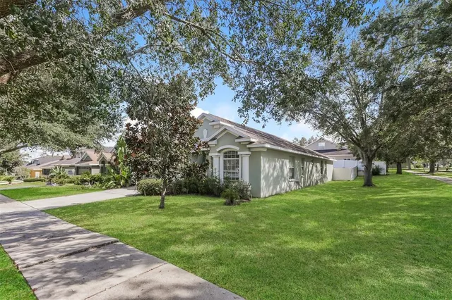 $395,000 | 650 Chesney Drive, Valrico, FL 33594