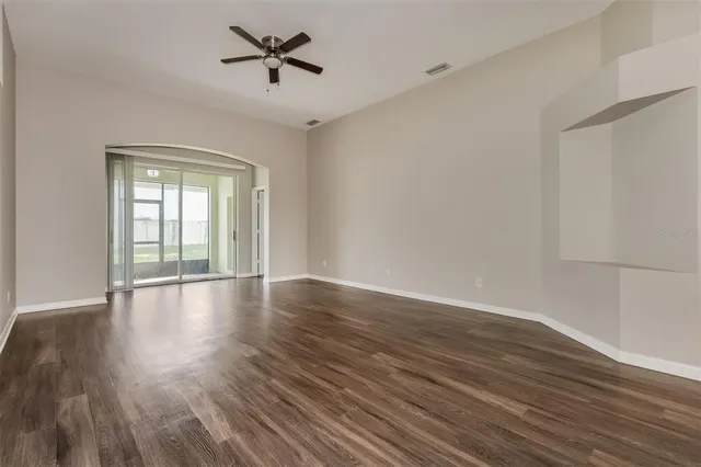 $395,000 | 650 Chesney Drive, Valrico, FL 33594