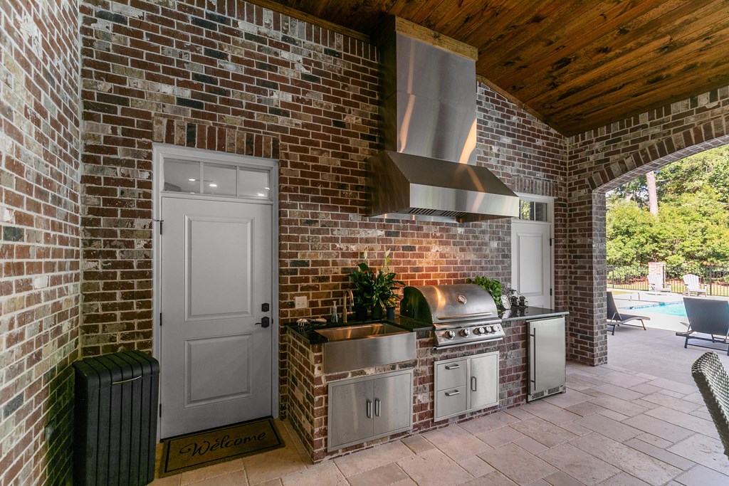 101 Kirk Lane Dothan, AL 36305 - Photo 58 of 93 Pool Kitchen