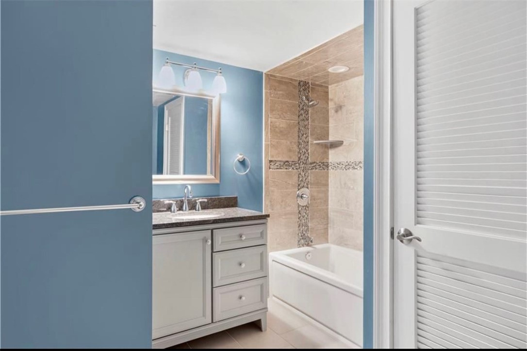 38 Maple Street, Unit 1 Providence, RI 02903 - Photo 12 of 14 bathroom