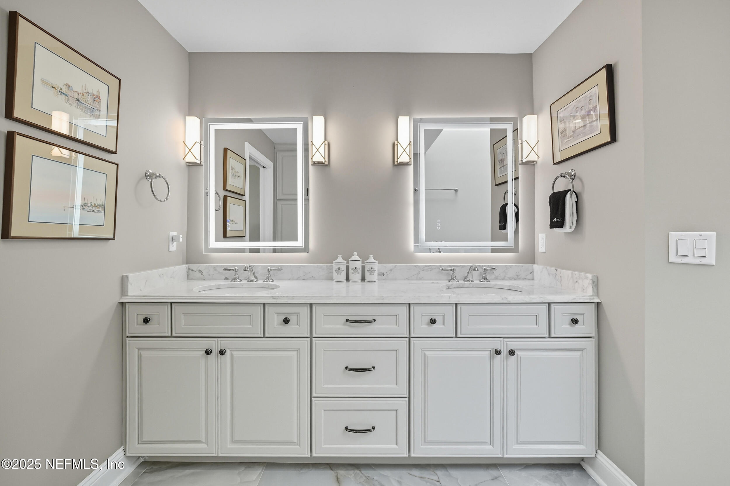 50 Seminole Landing Road Atlantic Beach, FL 32233 - Photo 27 of 64 Primary Bathroom