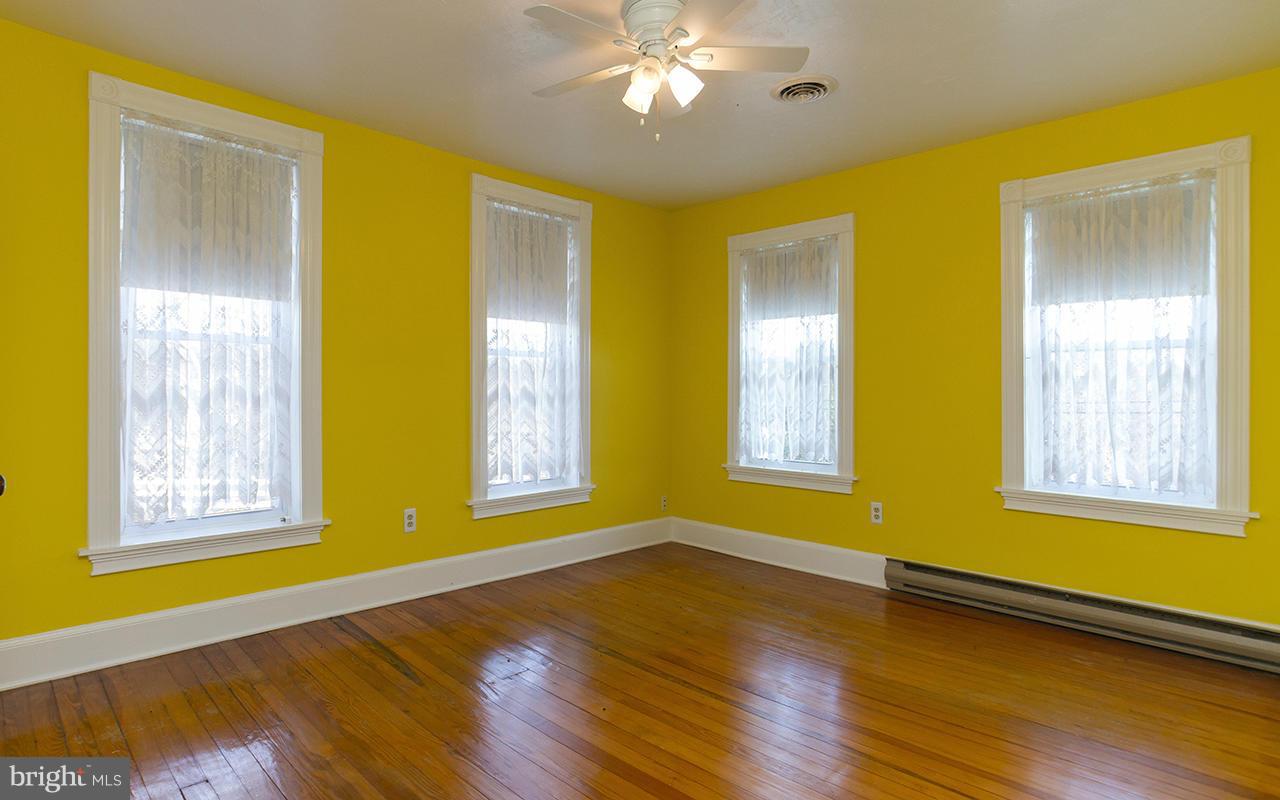 4512 Beckleysville Road Hampstead, MD 21074 - Photo 17 of 29 Bedroom