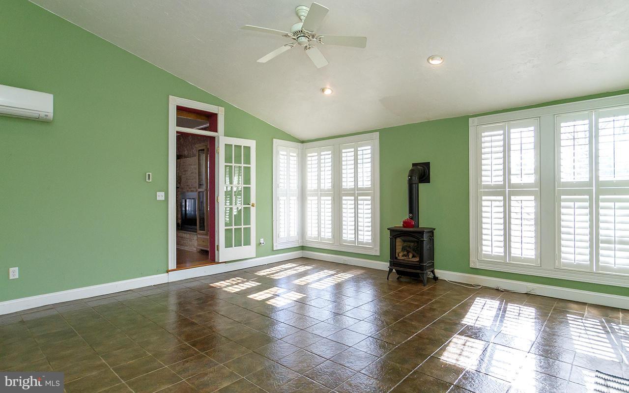 4512 Beckleysville Road Hampstead, MD 21074 - Photo 4 of 29 Family Room