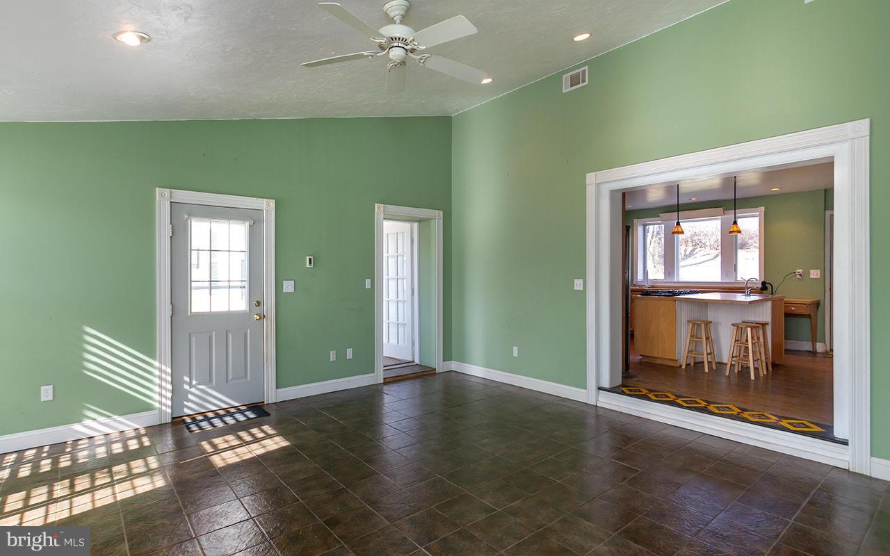 4512 Beckleysville Road Hampstead, MD 21074 - Photo 5 of 29 Family Room