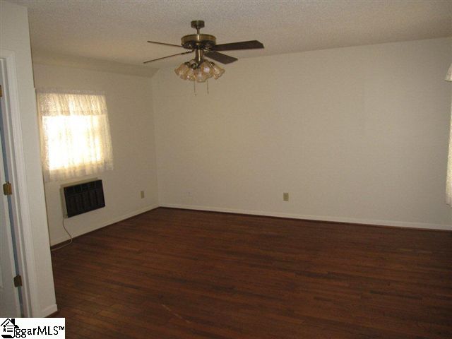 111 Heath Hill Road Duncan, SC 29334 - Photo 11 of 14