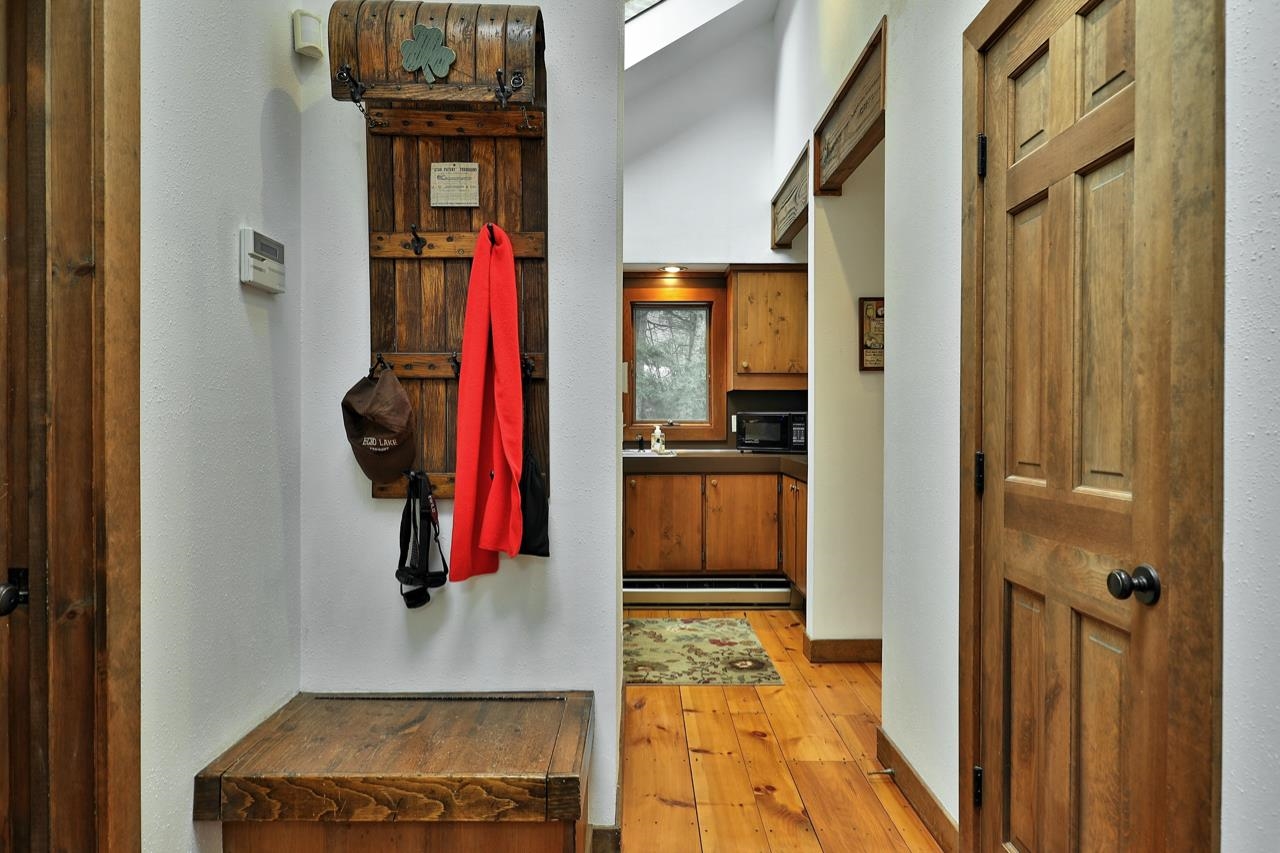 217 Hawk Spur Road Plymouth, VT 05056 - Photo 3 of 37 Gallery Image 3