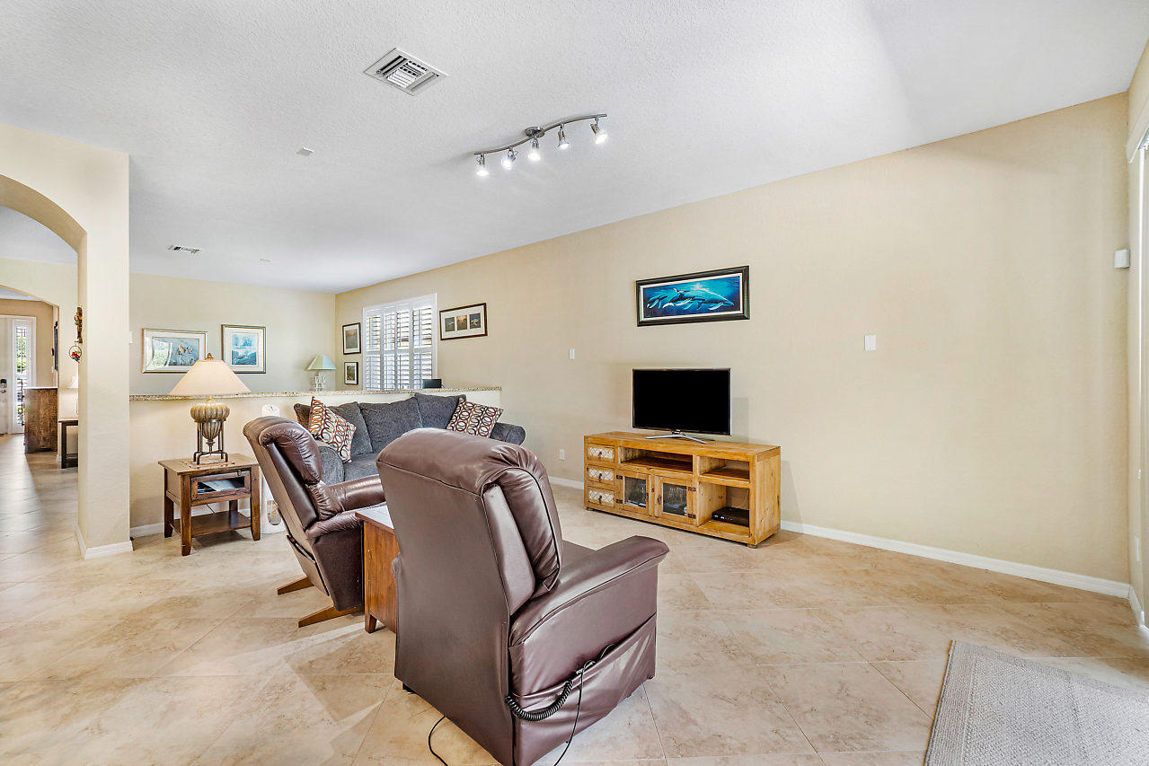 143 Rudder Cay Way Jupiter, FL 33458 - Photo 13 of 38 Living Room