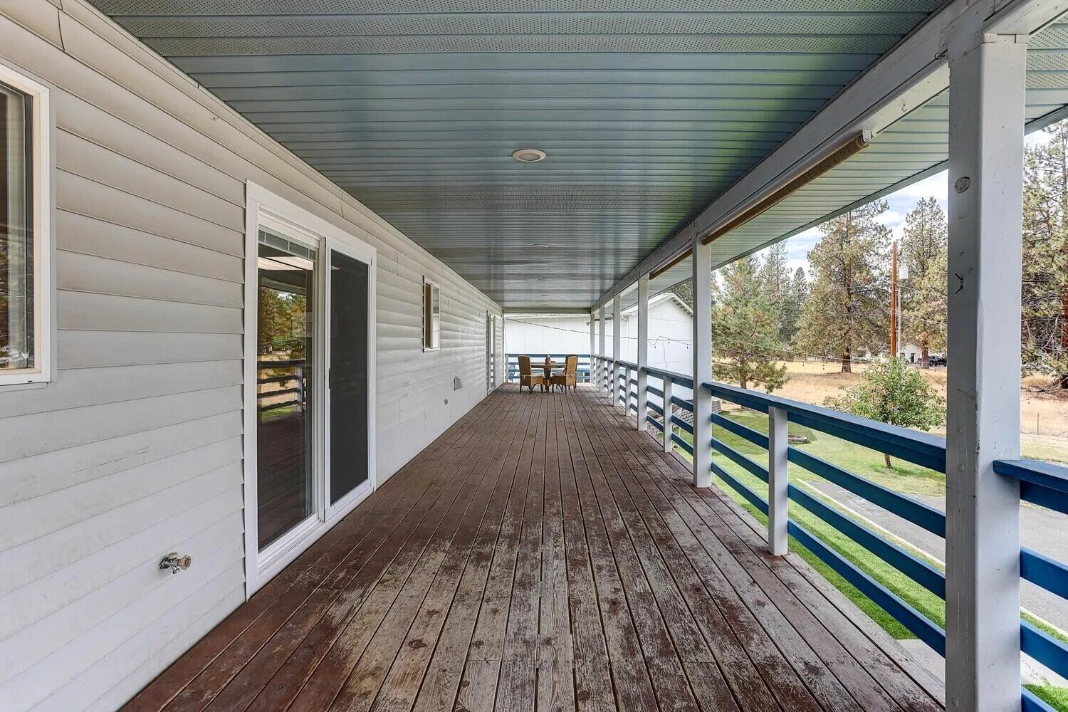19850 Rocking Horse Road Bend, OR 97702 - Photo 28 of 33