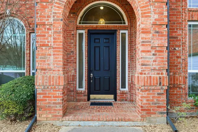 $870,000 | 3324 Lexington Avenue, Grapevine, TX 76051