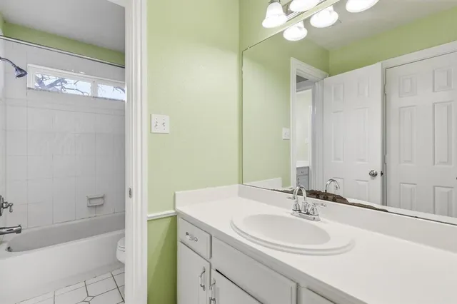 $870,000 | 3324 Lexington Avenue, Grapevine, TX 76051