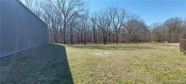 $279,000 | 15563 Peach Tree Road, Stover, MO 65078