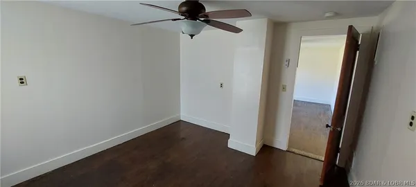 $279,000 | 15563 Peach Tree Road, Stover, MO 65078