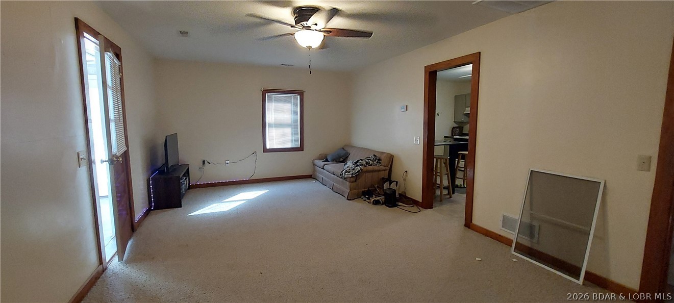 15563 Peach Tree Road Stover, MO 65078 - Photo 10 of 69 Large living room!