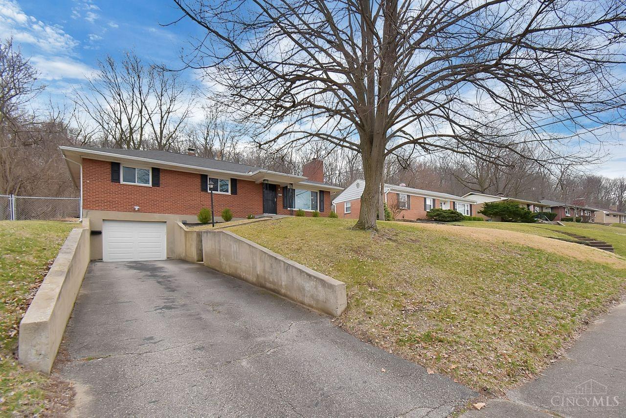 3558 Tait Road Kettering, OH 45439 - Photo 1 of 35 Gallery Image 1