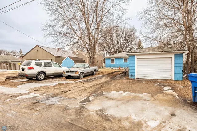 $250,000 | 1625 11th Street North, Fargo, ND 58102