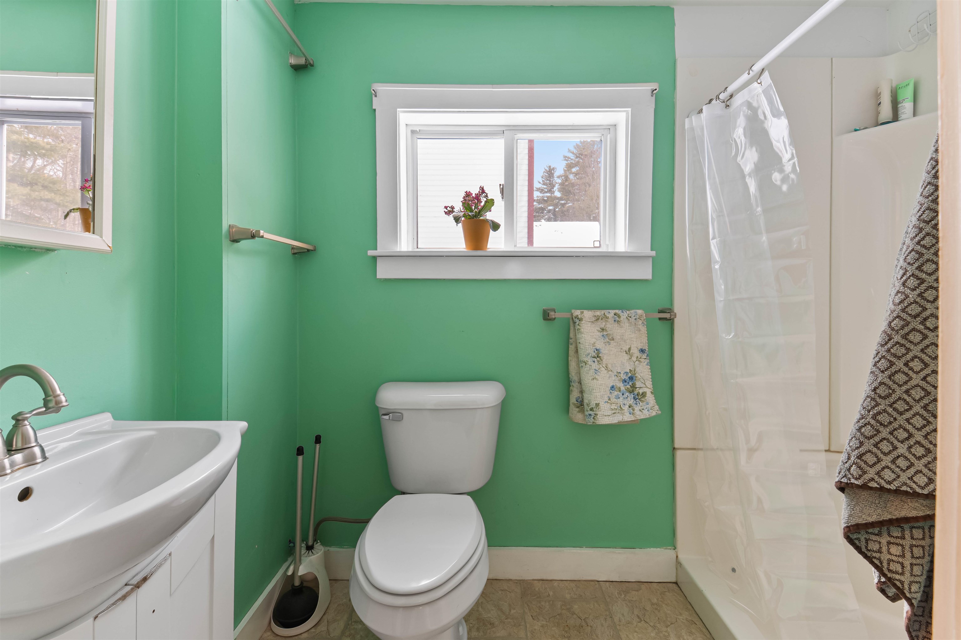 58 Sidetrack Road Conway, NH 03860 - Photo 16 of 42