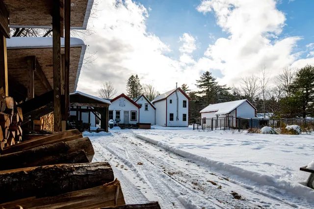 $365,000 | 58 Sidetrack Road, Conway, NH 03860