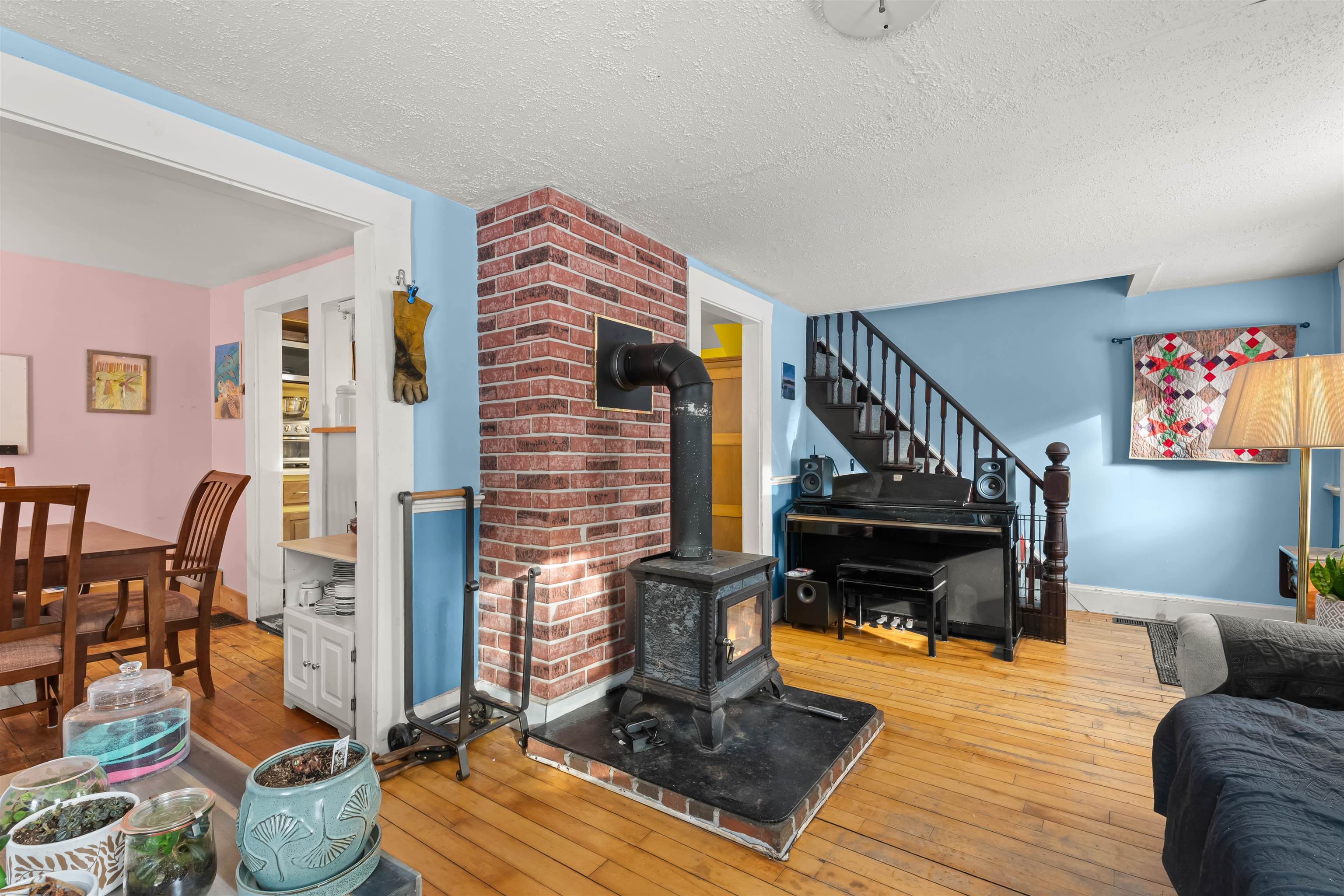 58 Sidetrack Road Conway, NH 03860 - Photo 3 of 42