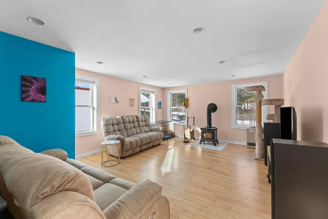 $365,000 | 58 Sidetrack Road, Conway, NH 03860