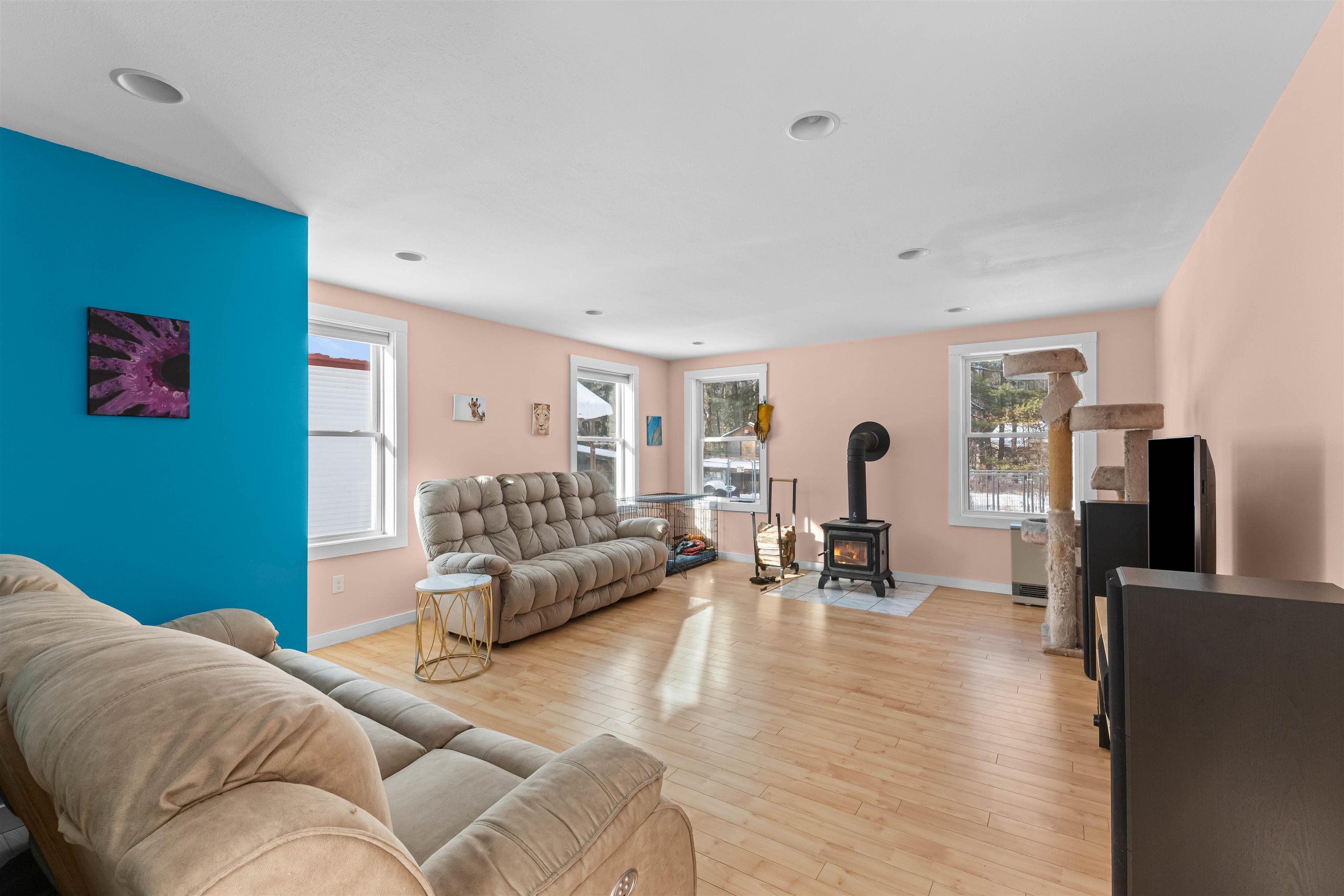 58 Sidetrack Road Conway, NH 03860 - Photo 5 of 42