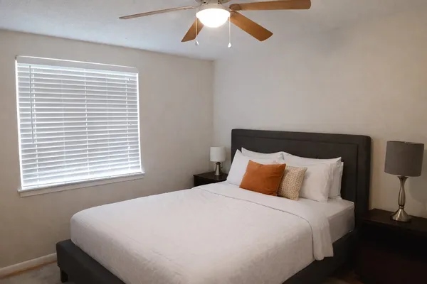 $1,725 | 2408 Longview Street, Unit 212, Austin, TX 78705