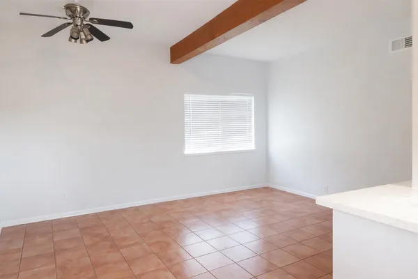 $1,725 | 2408 Longview Street, Unit 212, Austin, TX 78705