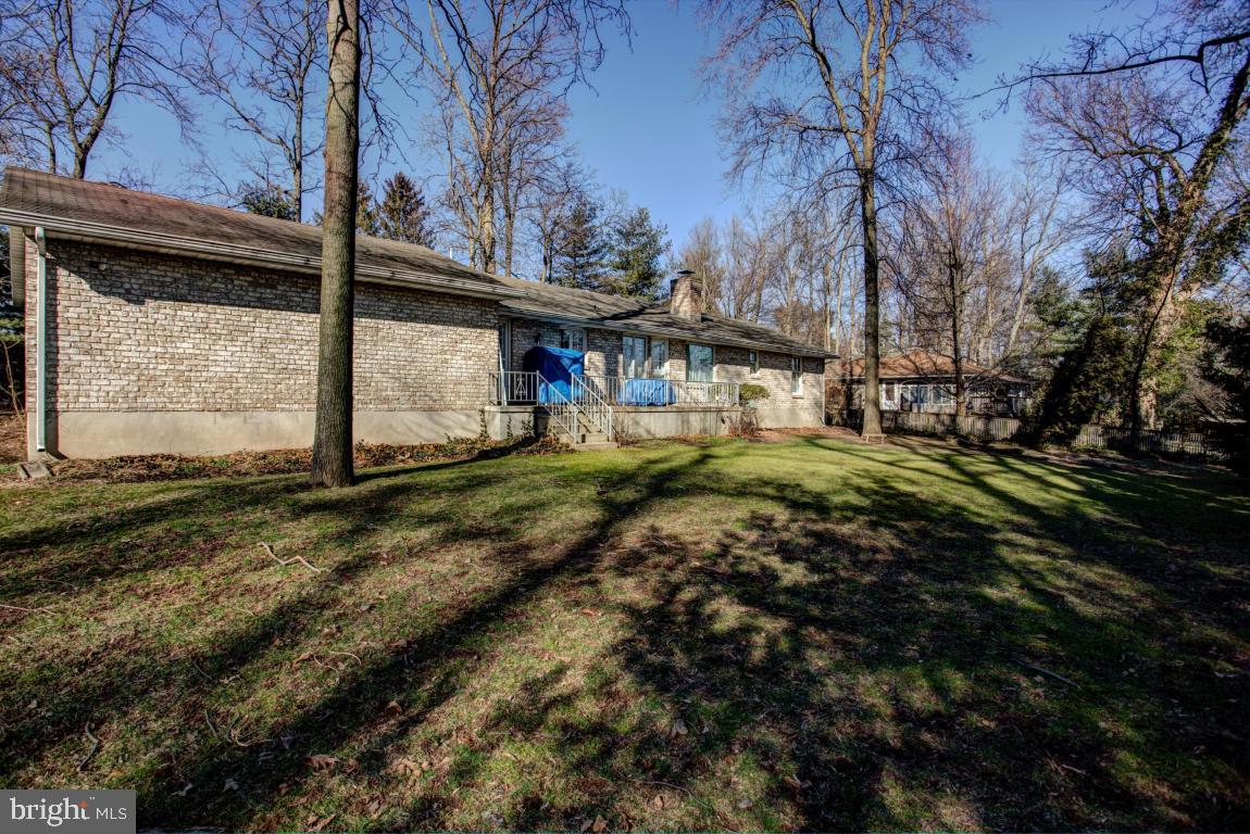 1138 Ridge Road Elizabethtown, PA 17022 - Photo 8 of 37