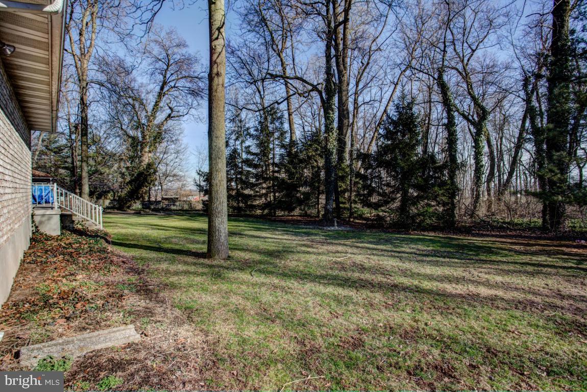 1138 Ridge Road Elizabethtown, PA 17022 - Photo 9 of 37