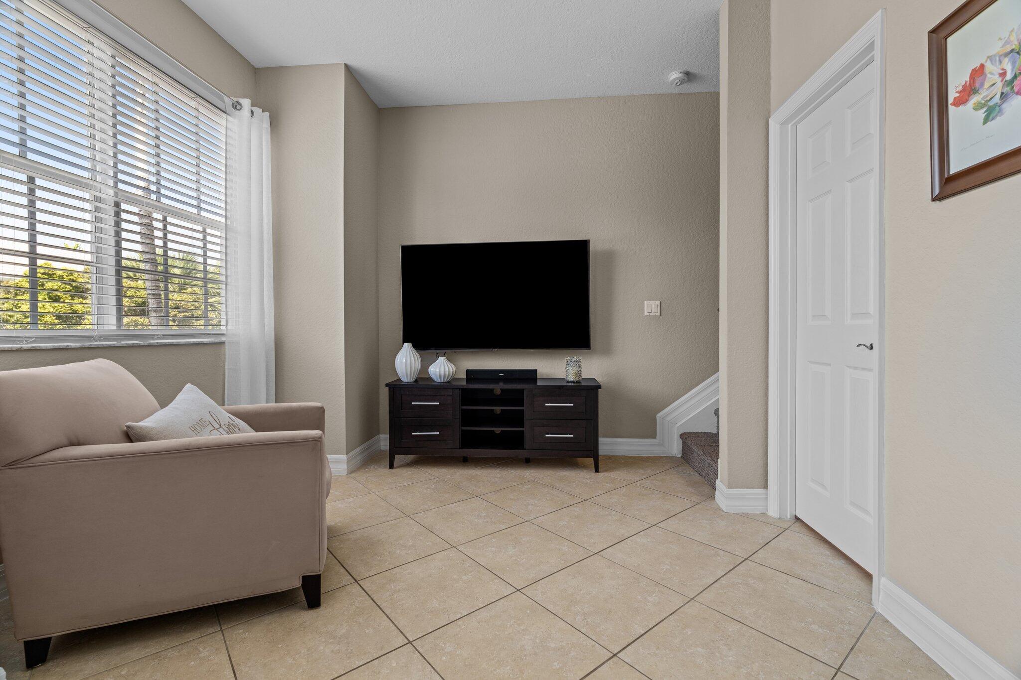 1880 Northwest 9th Street Boca Raton, FL 33431 - Photo 15 of 32 19-web-or-mls-DSC09400