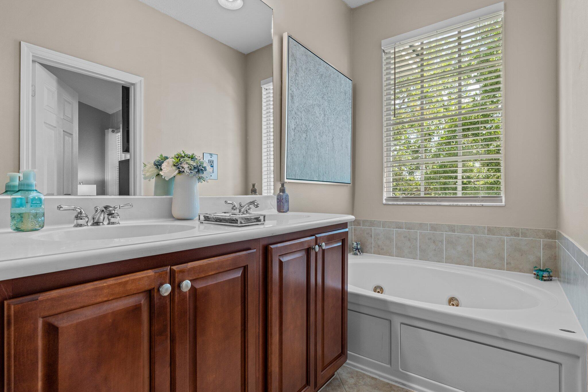 1880 Northwest 9th Street Boca Raton, FL 33431 - Photo 22 of 32 26-web-or-mls-DSC09440