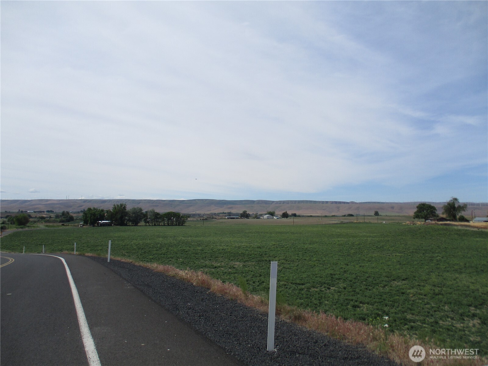 669 Cummins Road Touchet, WA 99360 - Photo 3 of 13 a view of a field with ocean view