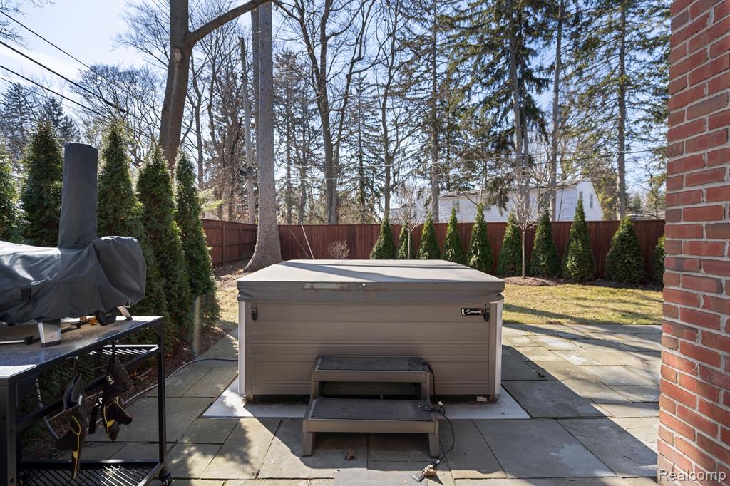 550 Shirley Road Birmingham, MI 48009 - Photo 63 of 65