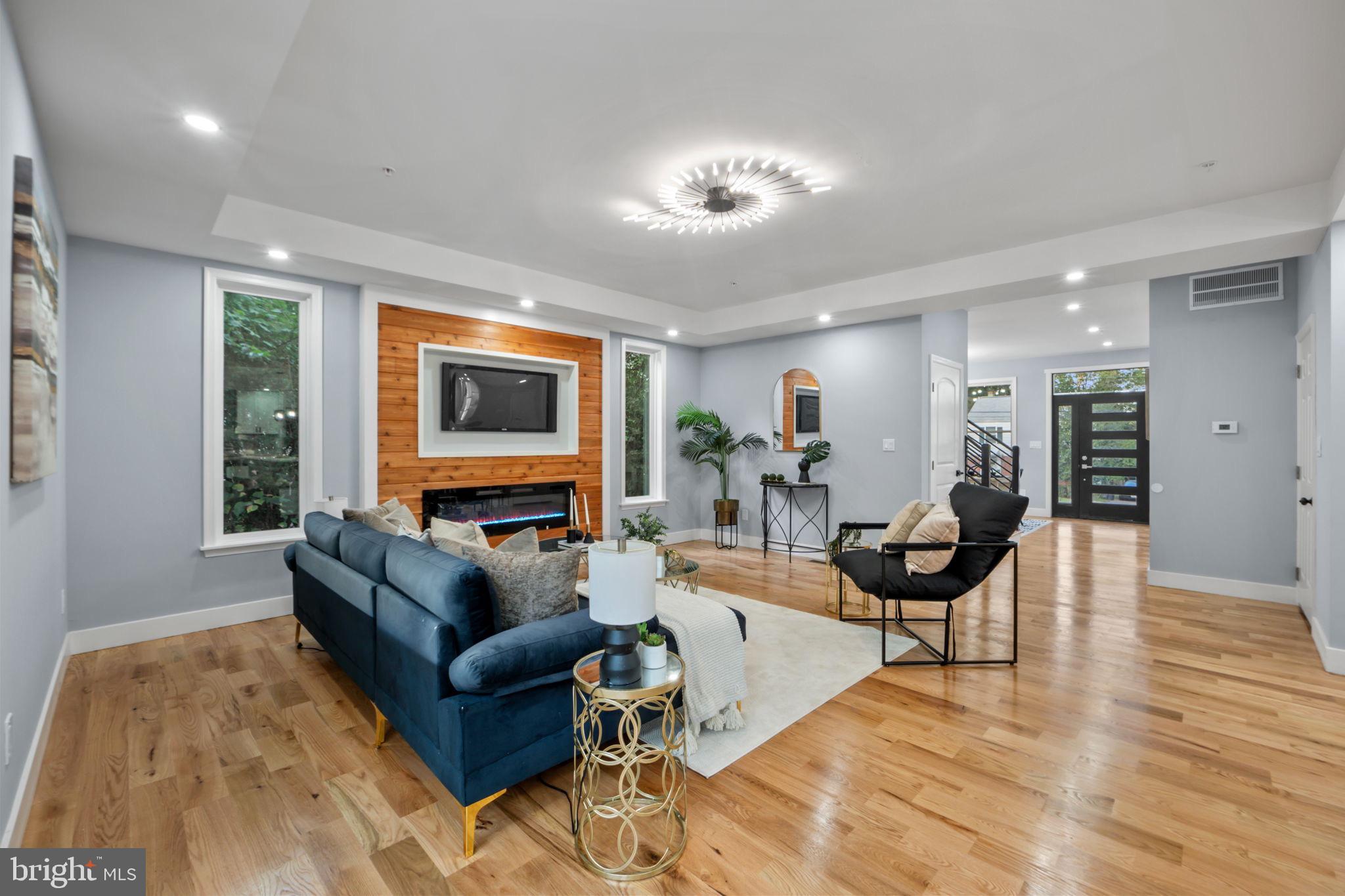 1611 Dayton Road Hyattsville, MD 20783 - Photo 20 of 54 Modern elegance in a bright living space.
