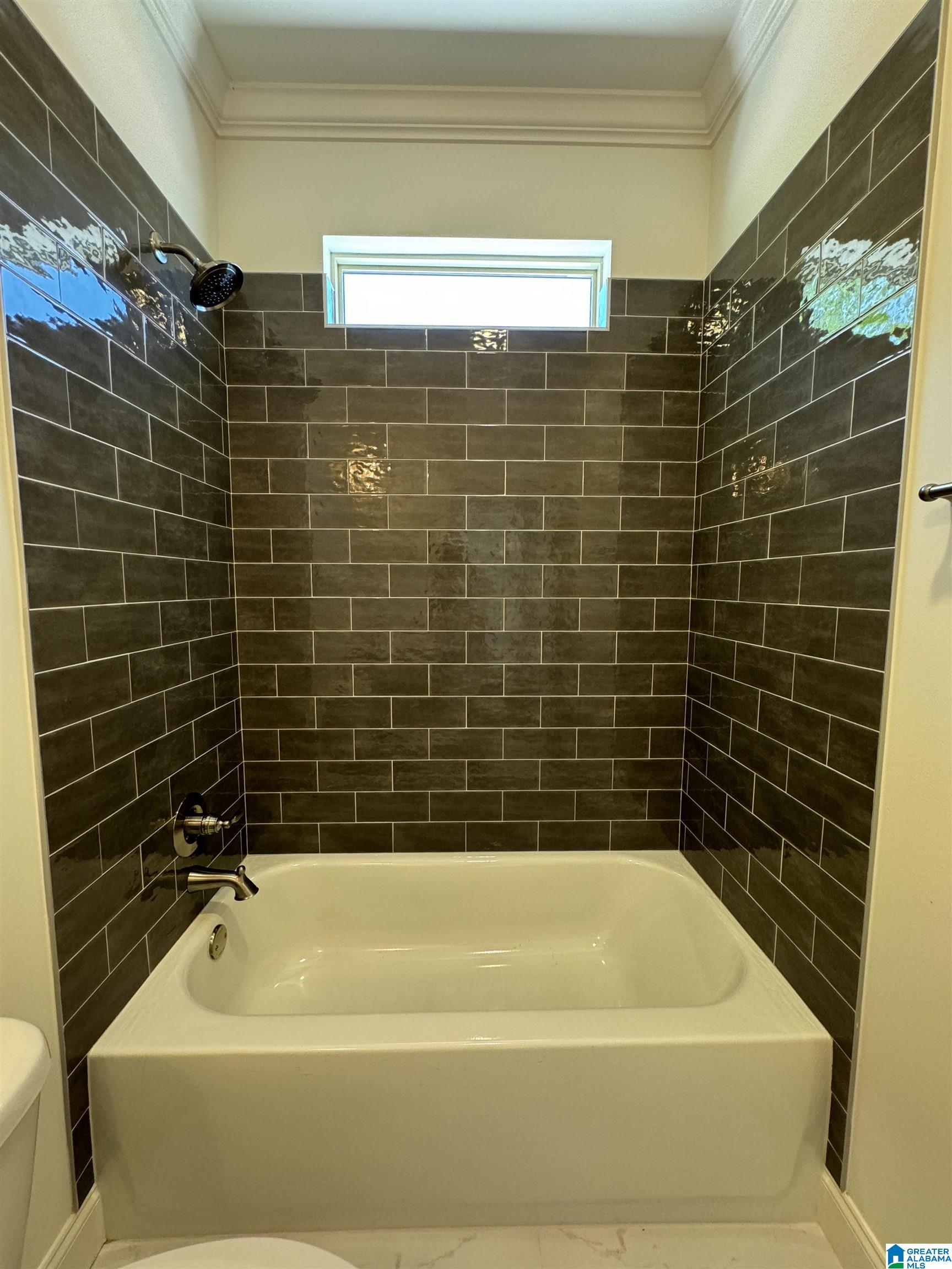 635 Kirkwall Lane Pelham, AL 35124 - Photo 10 of 28