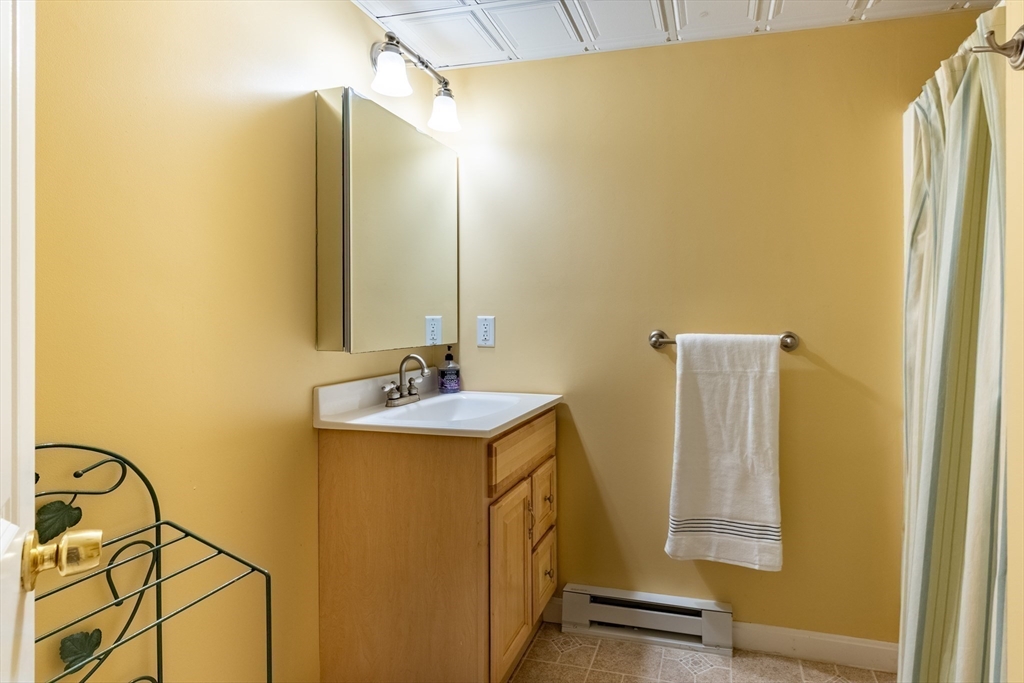 3 Huckleberry Road Hopkinton, MA 01748 - Photo 35 of 42 Gallery Image 35