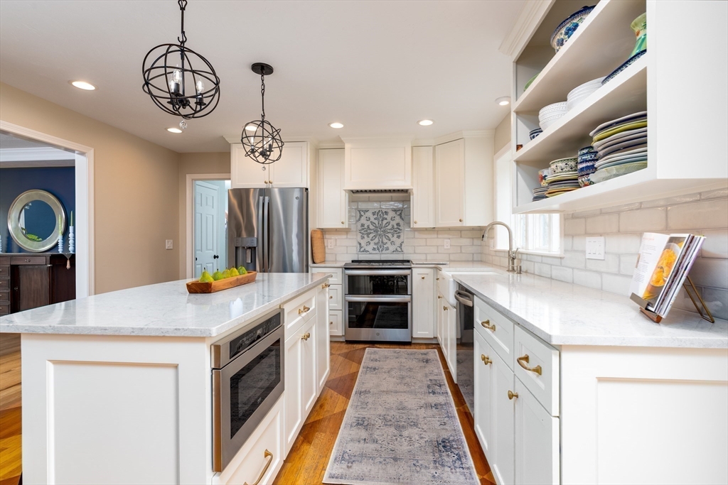 3 Huckleberry Road Hopkinton, MA 01748 - Photo 10 of 42 Gallery Image 10