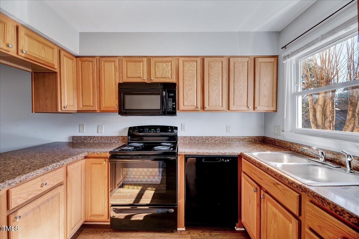 4472 Roller Court Raleigh, NC 27604 - Photo 5 of 35 Kitchen