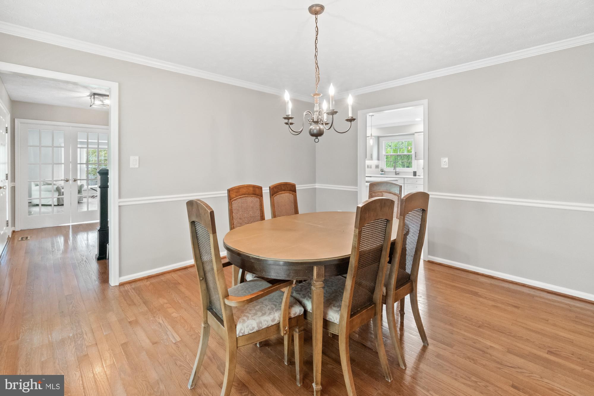 17247 Spates Hill Road Poolesville, MD 20837 - Photo 35 of 90 Your big dining room table WILL fit here!