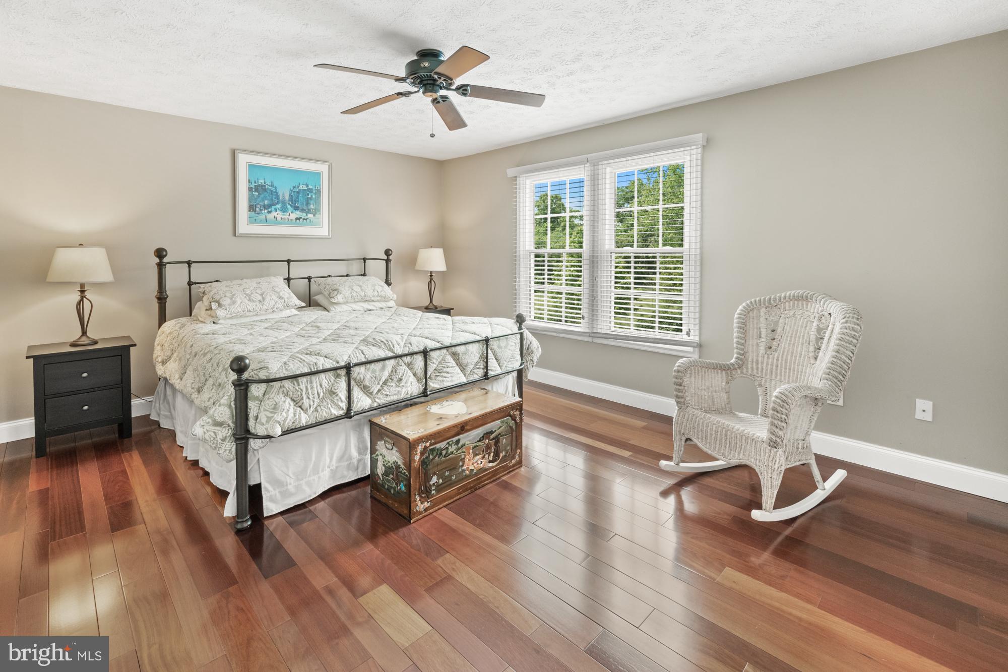 17247 Spates Hill Road Poolesville, MD 20837 - Photo 49 of 90 2nd BIG bedroom with direct bathroom access