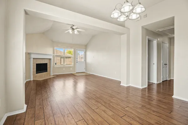 $1,895 | 23 North Golden Oak Drive, Texas City, TX 77591