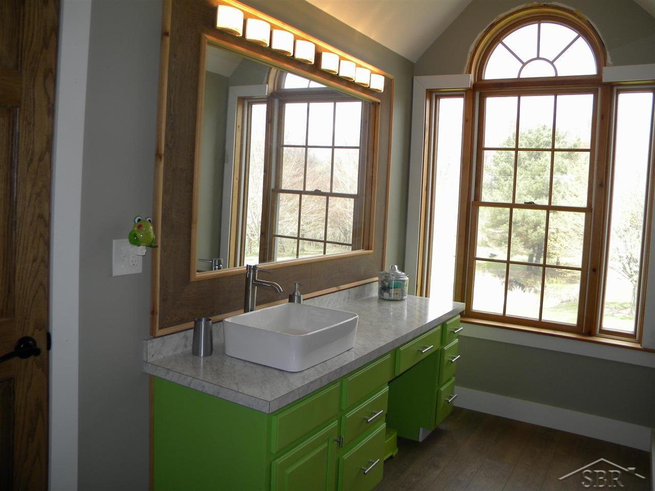 11375 Baldwin Road Chesaning, MI 48616 - Photo 31 of 68 50072724-30.JPG
