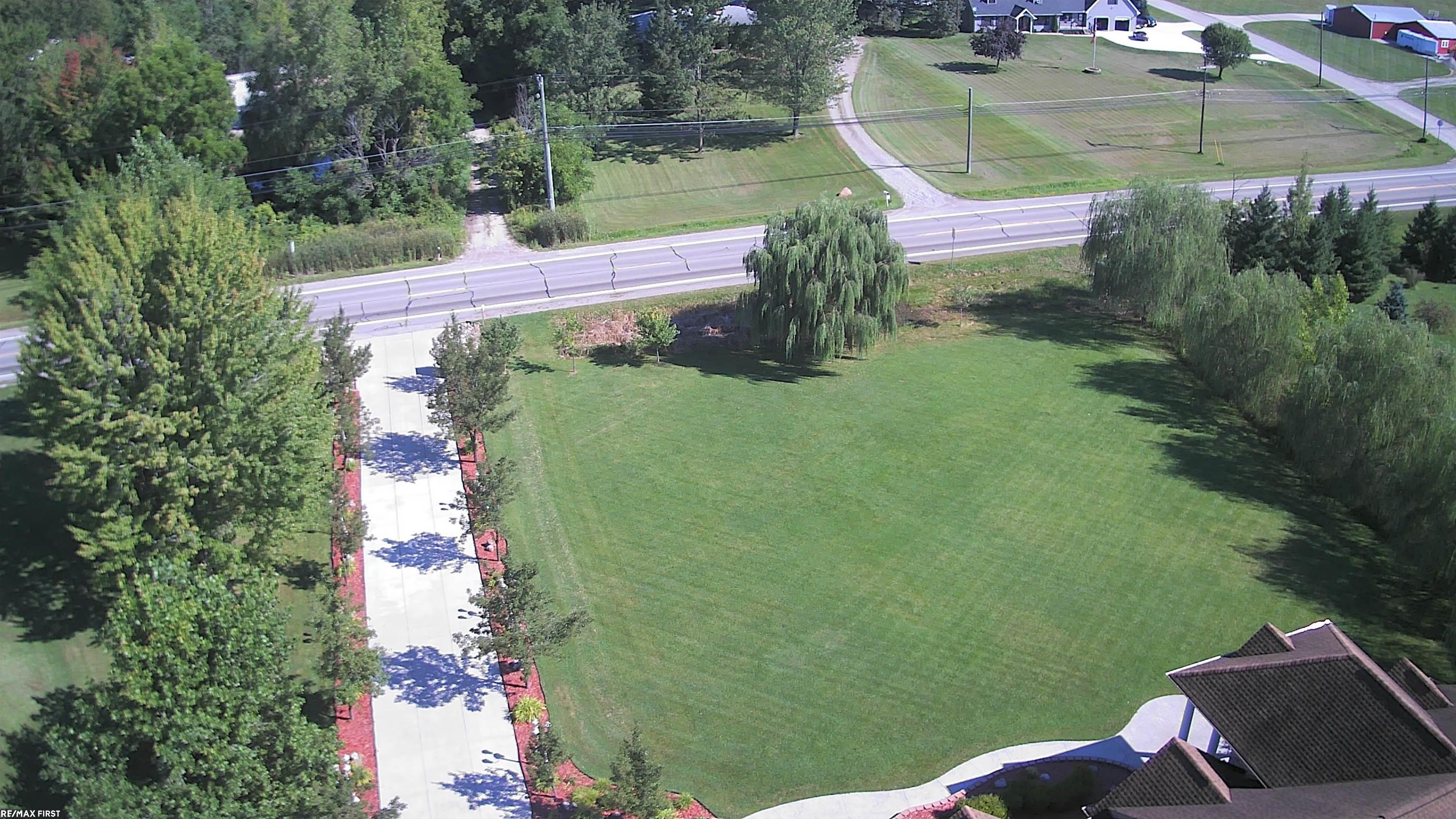 400 East Romeo Road Oakland, MI 48363 - Photo 18 of 85 50186573-5eeced05-8794-40ae-a6d7-8a14a9d536f2.JPG