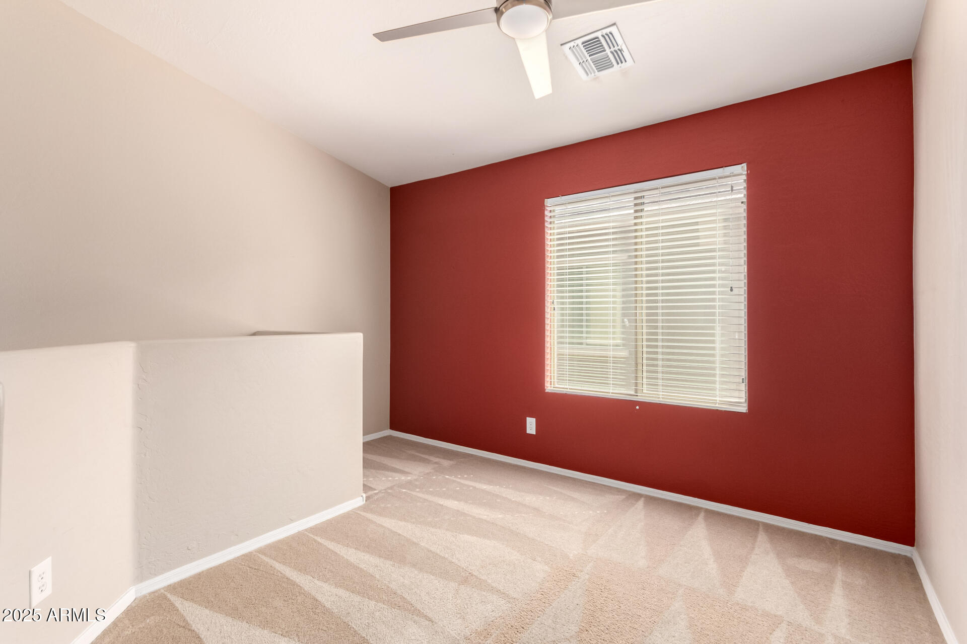 16620 South 48th Street, Unit 70 Phoenix, AZ 85048 - Photo 8 of 36 a view of an empty room with a window
