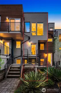 $1,040,000 | 729 Belmont Avenue East, Seattle, WA 98102